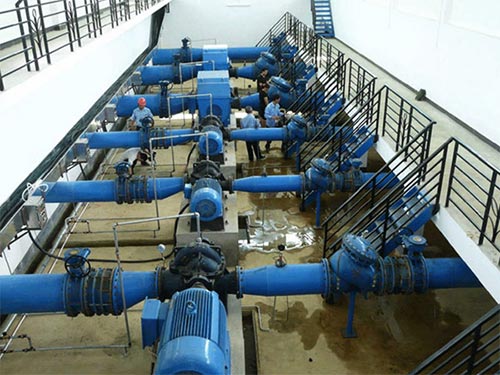 ���̰���